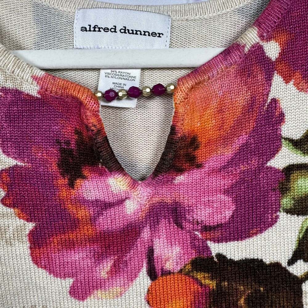 Alfred Dunner Size L Wine Country Watercolor Floral Top - Picture 3 of 7